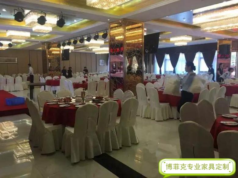 臨潼蜀漢印象大酒店餐廳家具.jpg